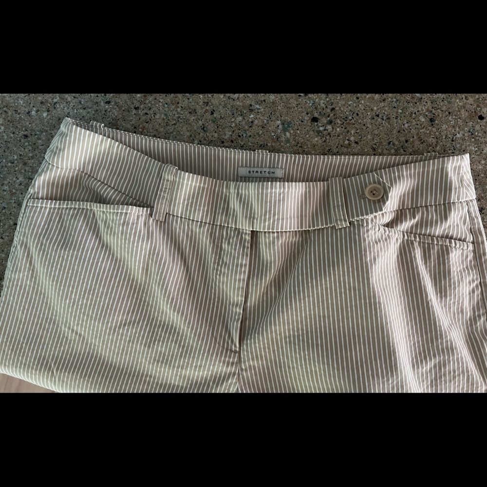 Womens Jones New York stretch sport pants. Tan and white stripe. Size 14